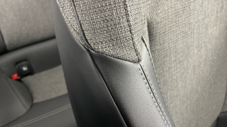 MINI Hatchback 135kW Cooper S Level 2 33kWh 3dr Auto Electric Hatchback